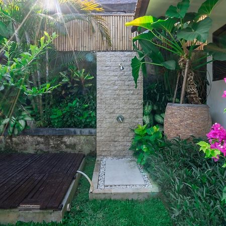 Villa Aveli Seminyak By Best Deals Asia Hospitality Esterno foto