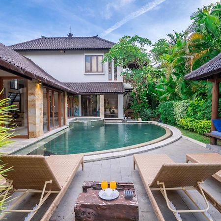 Villa Aveli Seminyak By Best Deals Asia Hospitality Esterno foto