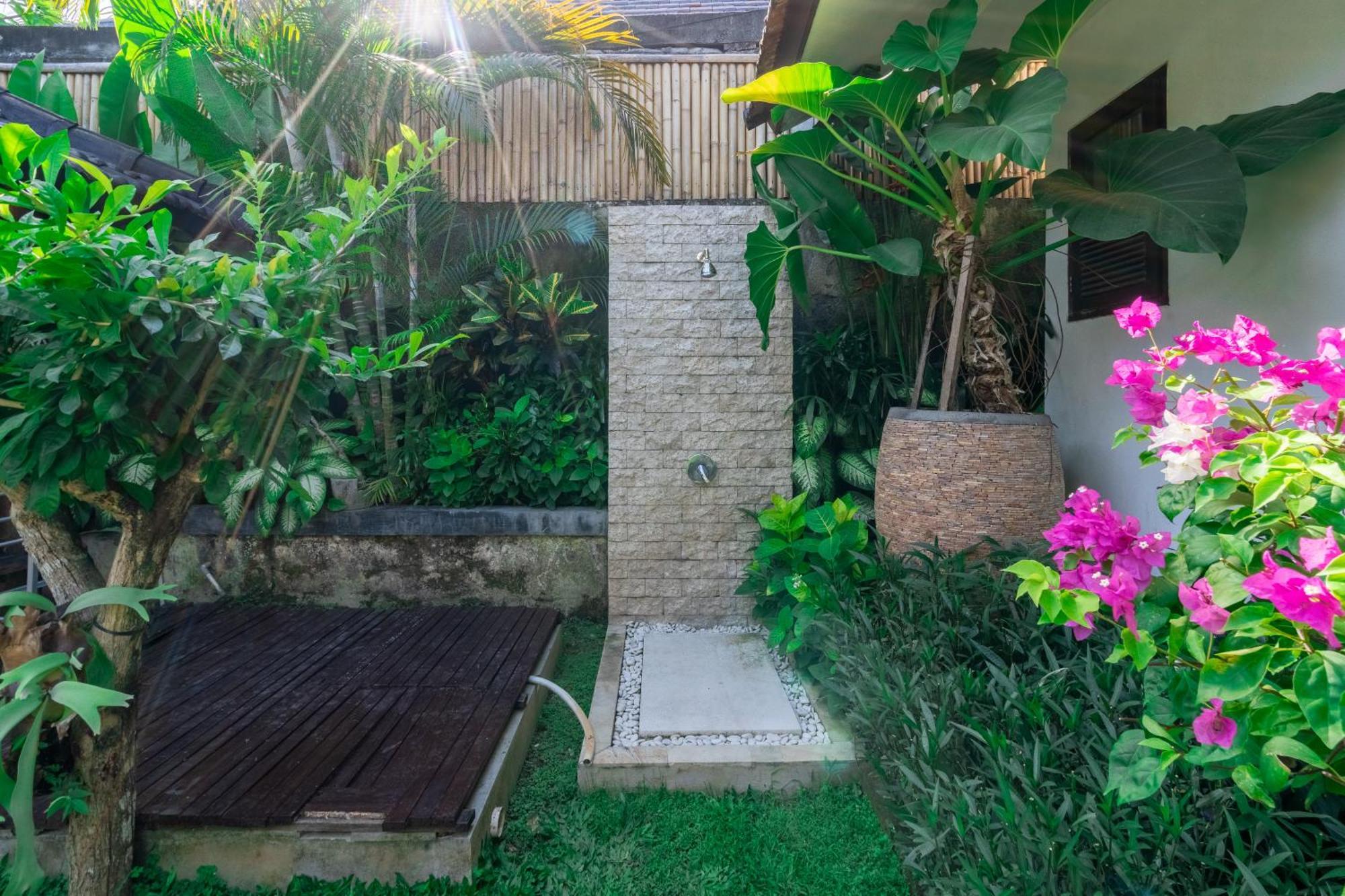 Villa Aveli Seminyak By Best Deals Asia Hospitality Esterno foto
